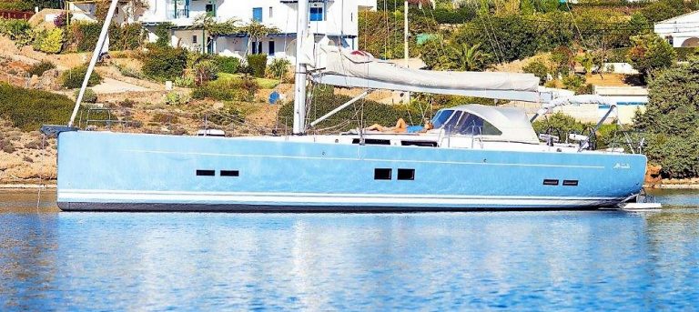 PHARIA SAILING YACHT